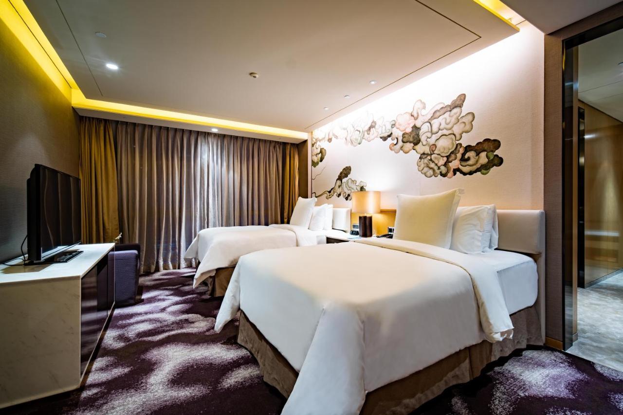 Four Seasons Hotel Shenzhen Exterior photo