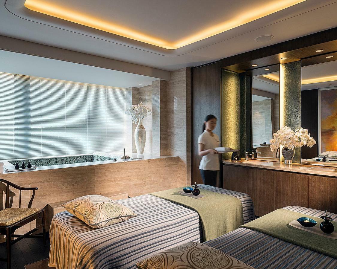 Four Seasons Hotel Shenzhen Exterior photo